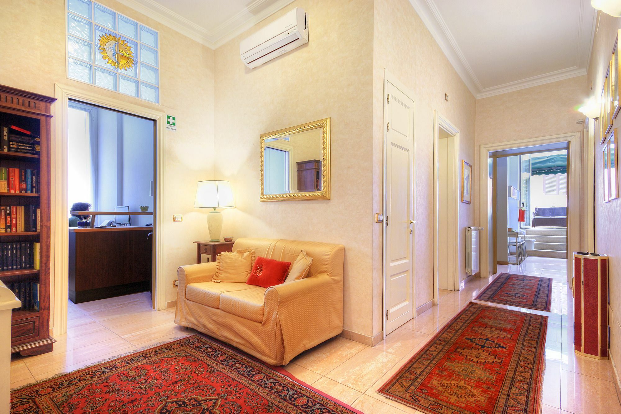 Wrh Suites Rome Bagian luar foto